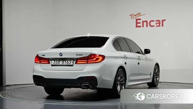 BMW 5 Series (G30) id 4471711 из Кореи 12