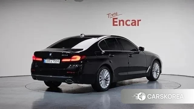 BMW 5 Series (G30) id 3448663 из Кореи 12
