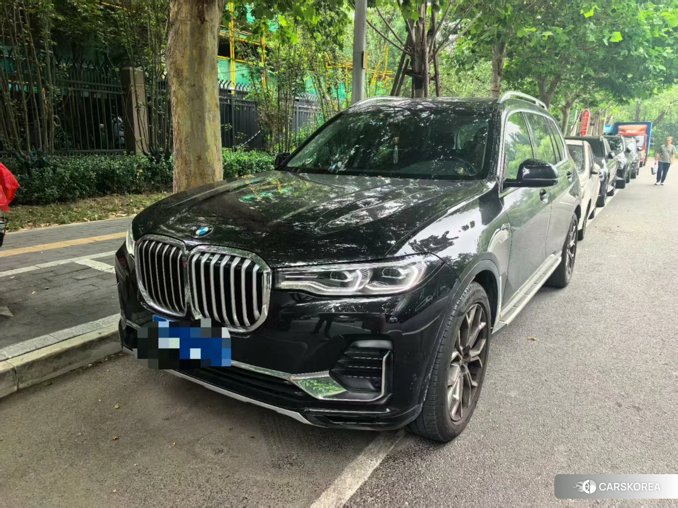 BMW X7 2021 Черный из Китая, фото 3