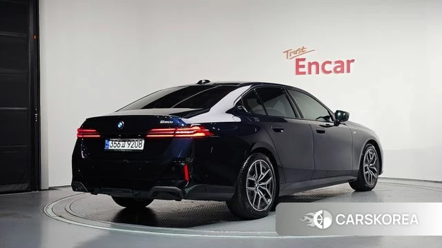 BMW 5 Series (G60) id 4739124 из Кореи 12