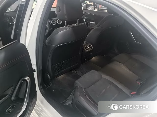 Mercedes-Benz Class A 2024 Белый из Китая, фото 6
