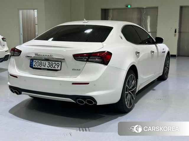 Maserati Ghibli id 4462892 из Кореи 8