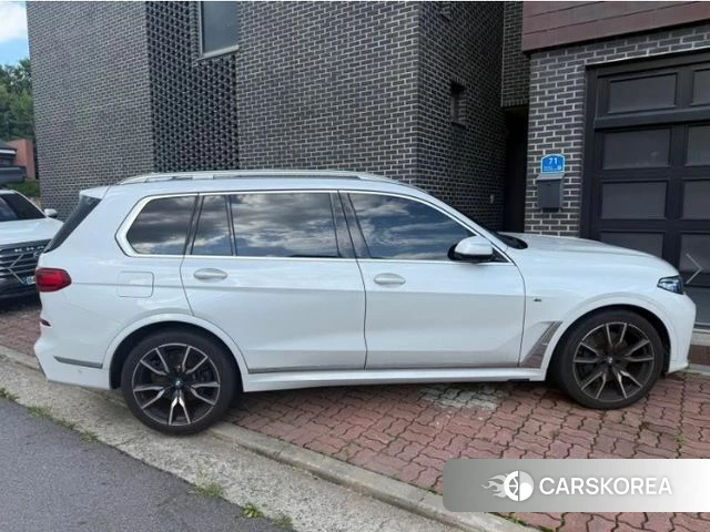 BMW X7 (G07) 2020 Белый из Кореи, фото 2