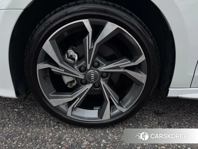 Audi A3 id 4301120 из Китая 12