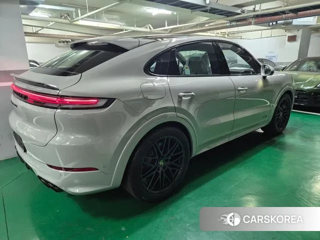 Porsche Cayenne (PO536) 2025 Серебристо-серый из Кореи, фото 2