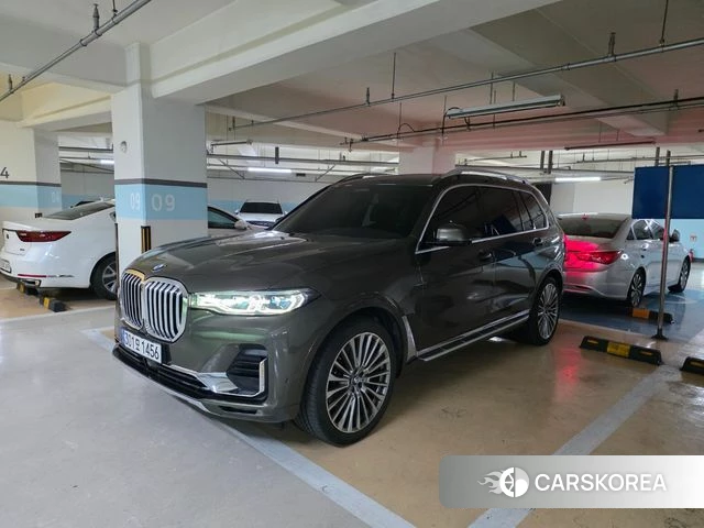 BMW X7 (G07) 2021 Серый из Кореи, фото 2