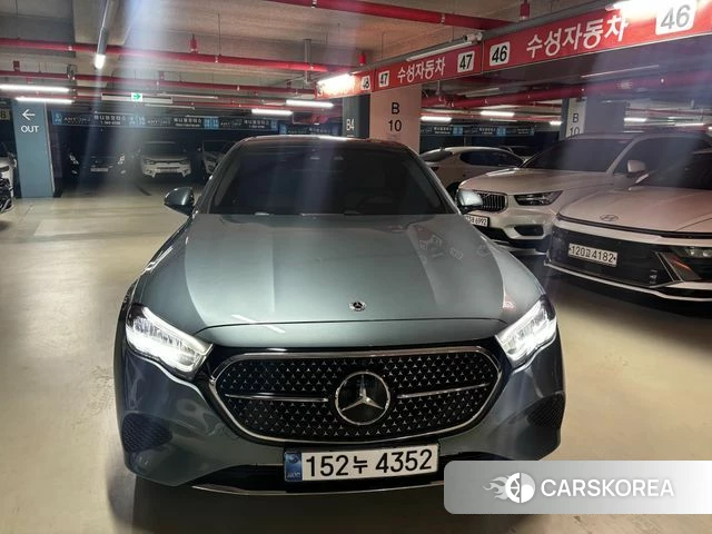 Mercedes-Benz E-Class W214 2025 Небесно-голубой из Кореи, фото 5