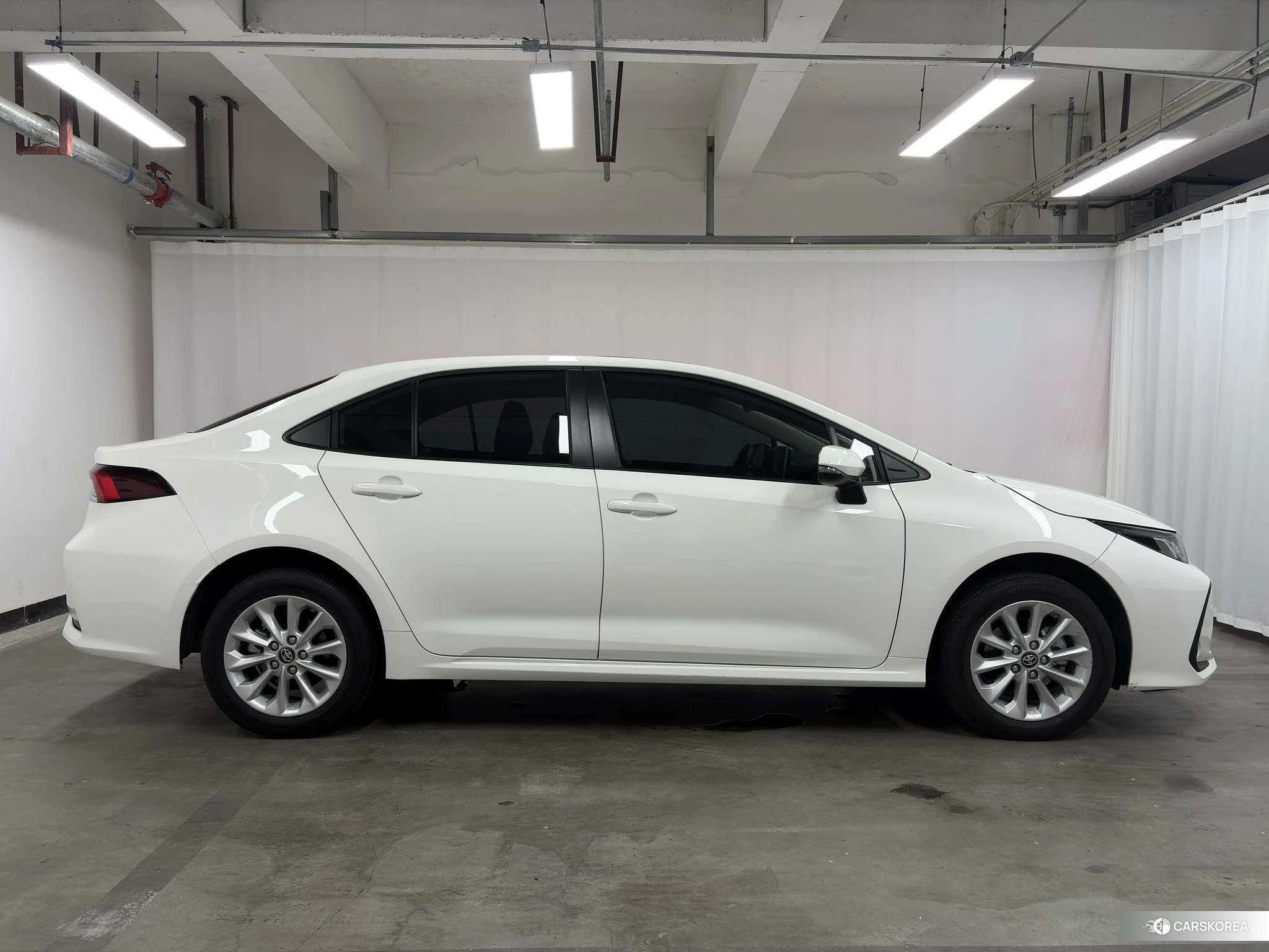 Toyota Corolla id 4468050 из Китая 12