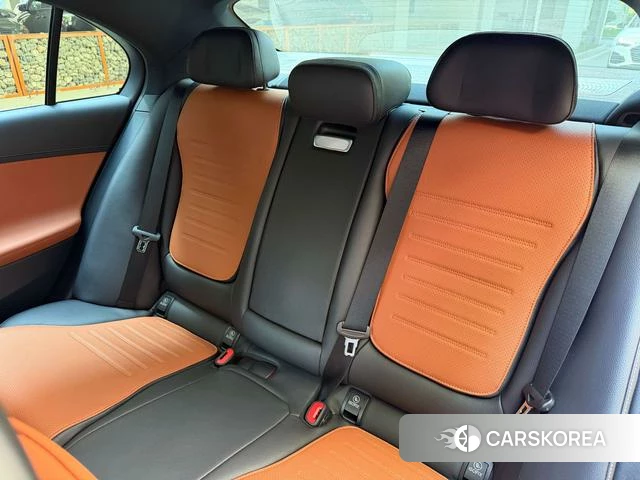 Mercedes-Benz Class C id 4279209 из Китая 12