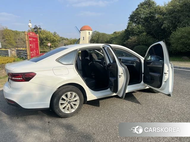 Volkswagen Lavida id 3889848 из Китая 10