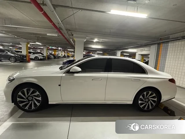 Mercedes-Benz E-Class W214 2024 Белый из Кореи, фото 2