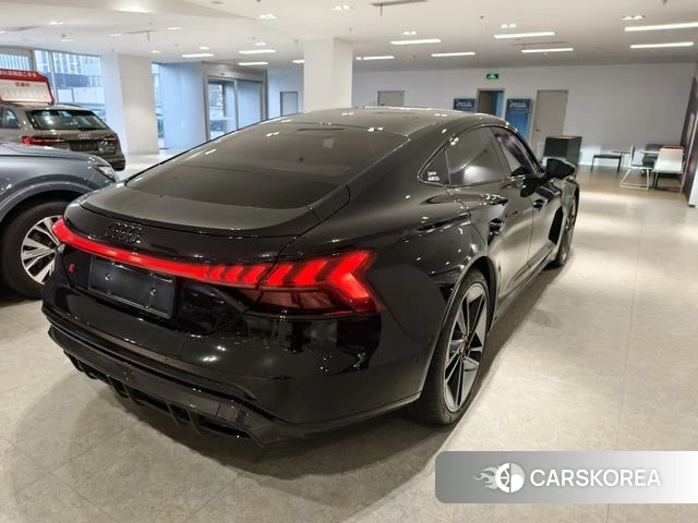 Audi e-tron GT id 3957649 из Китая 8