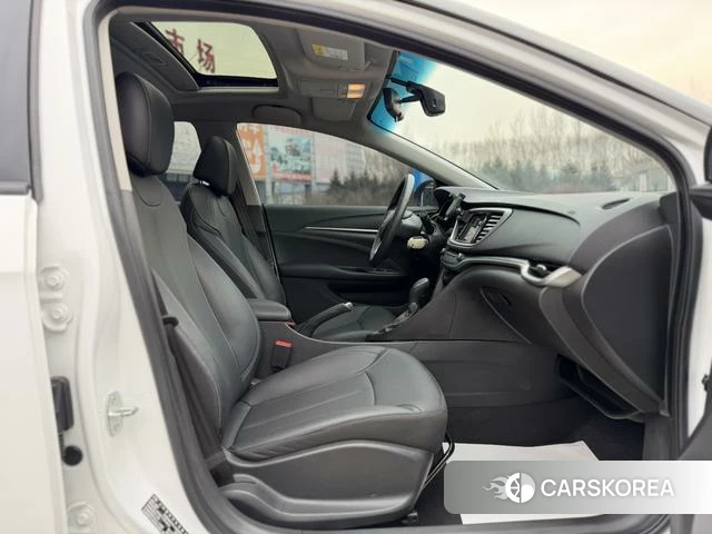 Buick Yinglang id 3863695 из Китая 12