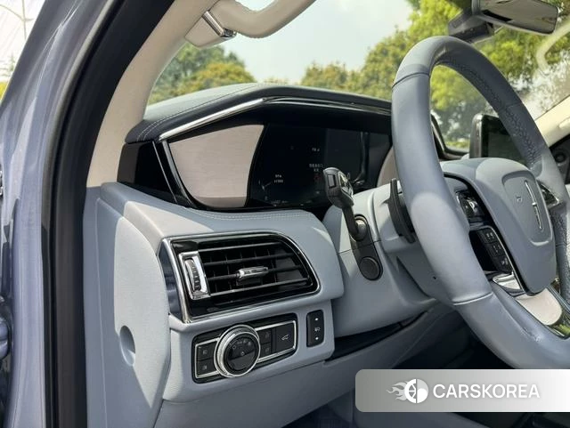 Lincoln Navigator id 4240817 из Китая 9