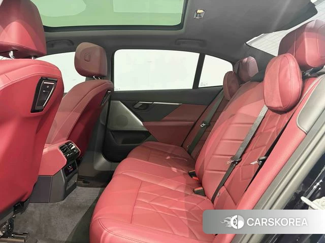 BMW 5 series id 4190371 из Китая 12