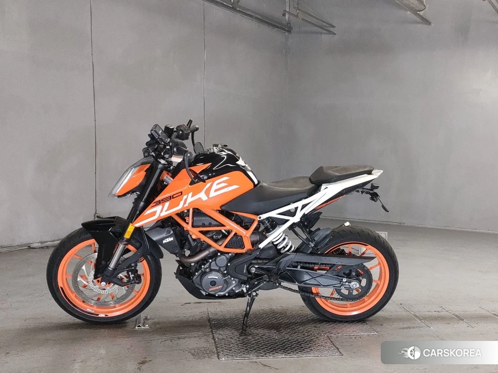 Проданный KTM 390 DUKE 2018 из Японии