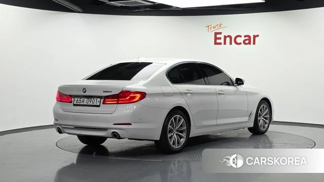 BMW 5 Series (G30) id 4447291 из Кореи 12