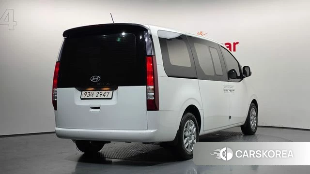 Hyundai Staria id 4279960 из Кореи 12