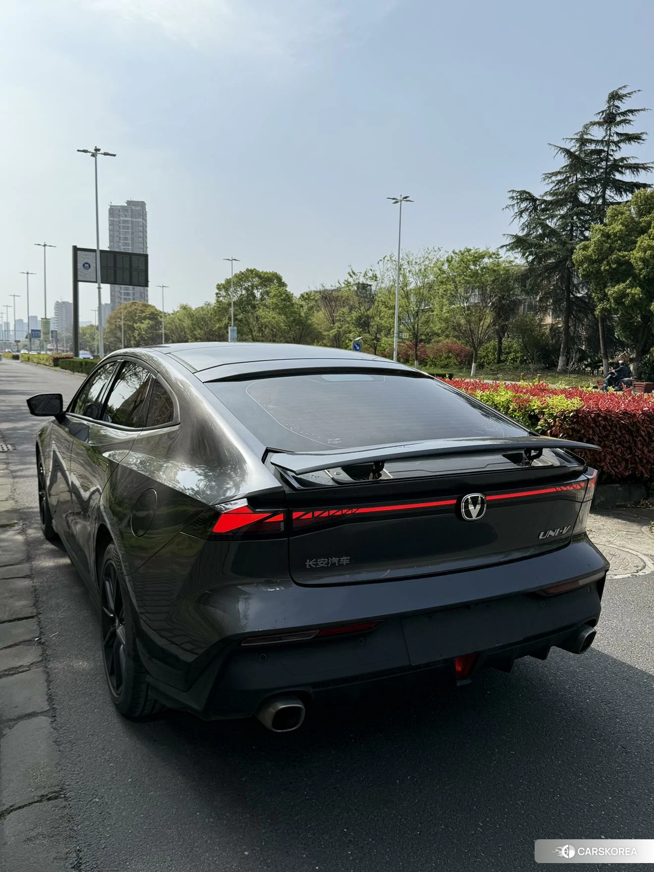 Chang'an UNI-V 2022 Темно-серый из Китая, фото 4