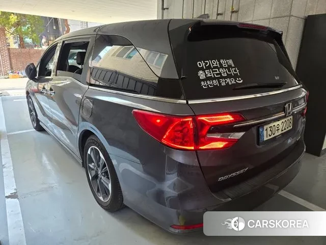 Honda Odyssey 2022 Серый из Кореи, фото 2