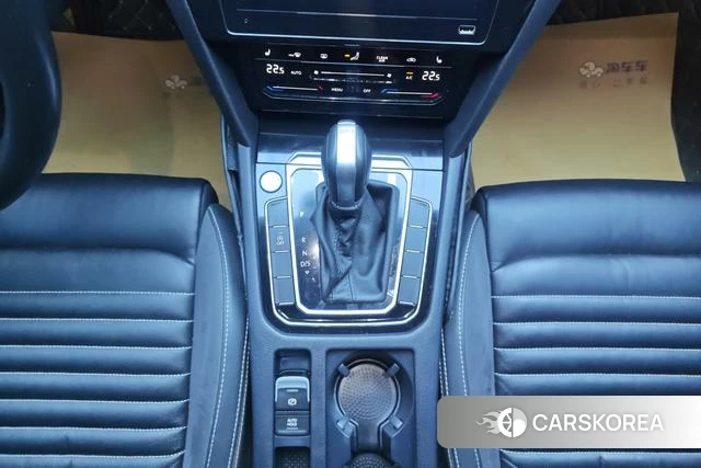 Volkswagen Magotan id 3840867 из Китая 9
