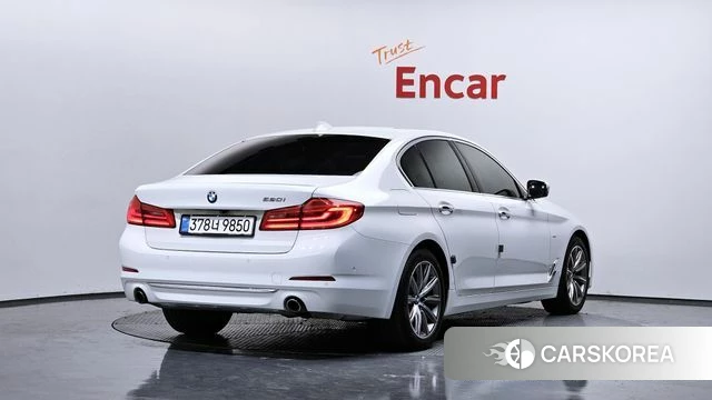 BMW 5 Series (G30) id 3899781 из Кореи 12