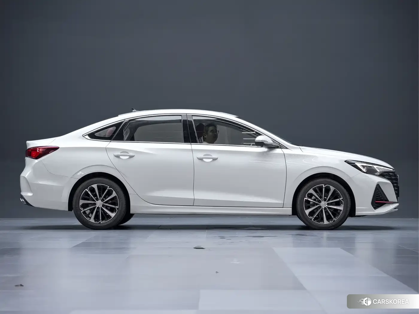 Chang'an Yidong id 4622293 из Китая 12