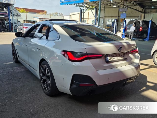 BMW 4 Series (G22) 2021 Белый из Кореи, фото 5