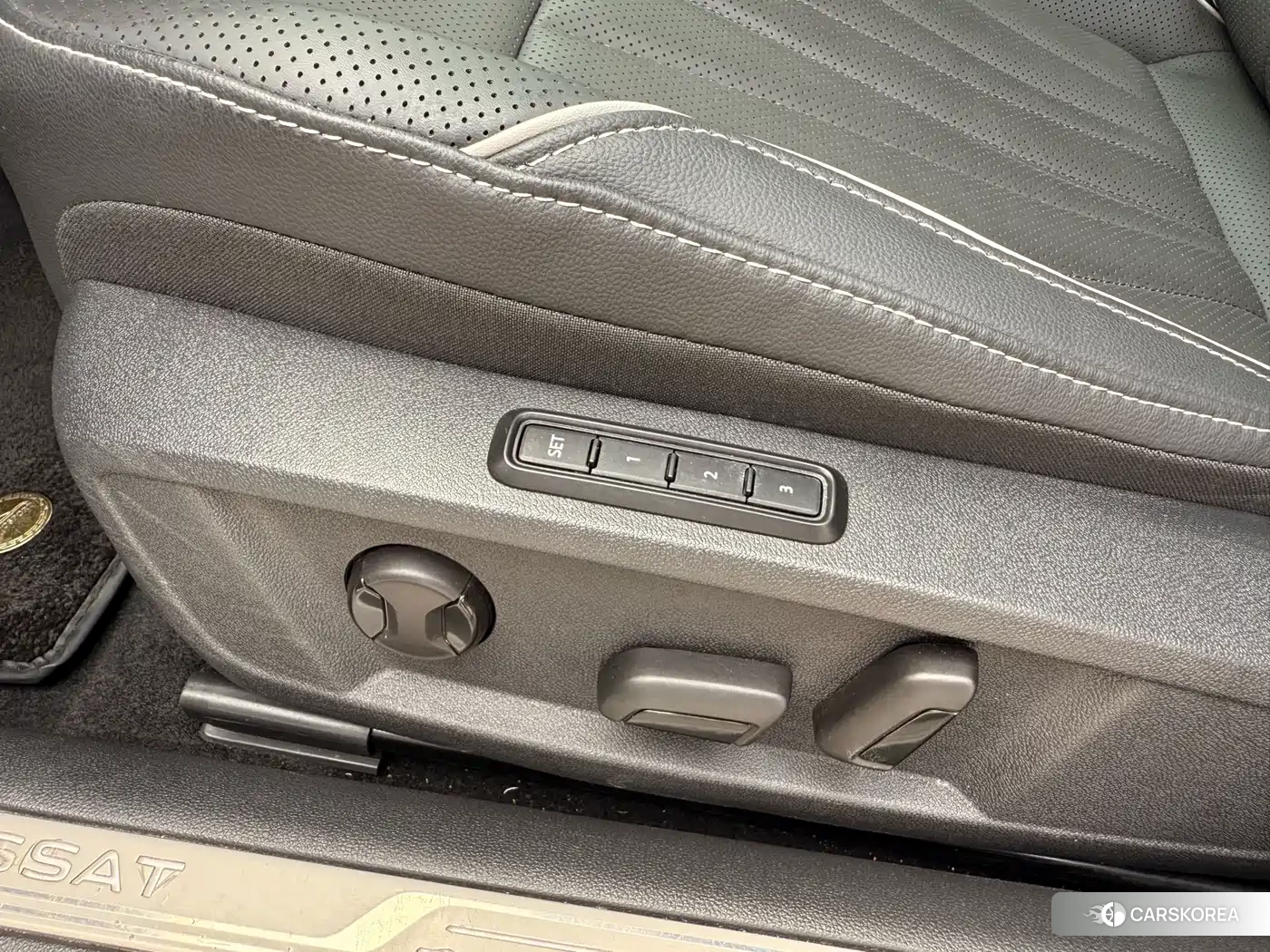 Volkswagen Passat id 4547464 из Китая 10