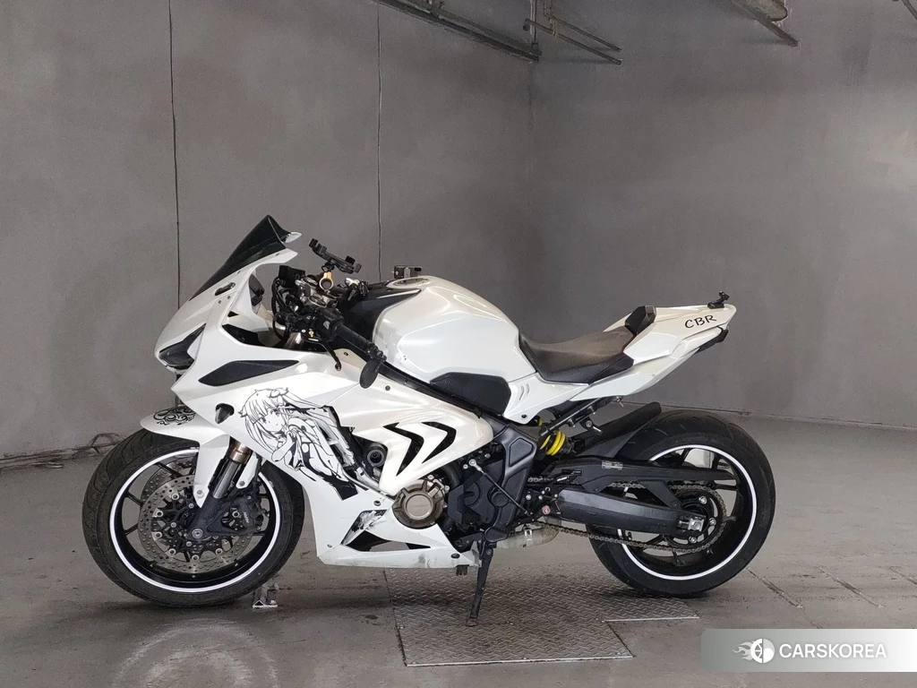 Проданный Honda CBR650R 2021 из Японии, фото 2