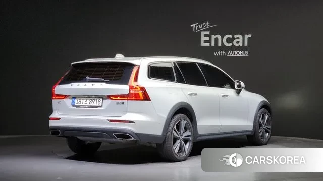 Volvo V60 Cross-Country 2nd Generation id 3023737 из Кореи 12