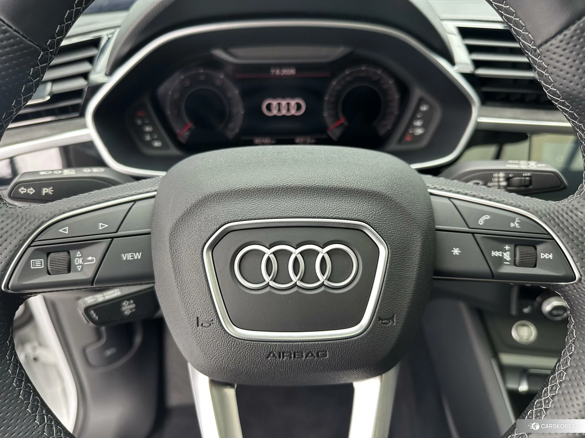 Audi Q3 Sportback id 4420356 из Китая 11