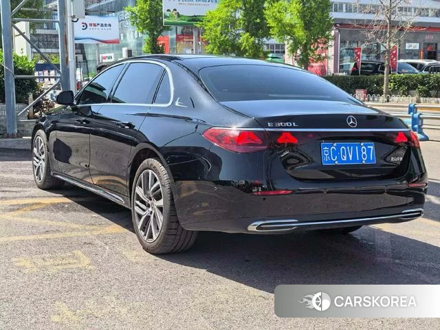Mercedes-Benz E-class 2024 Черный из Китая, фото 5