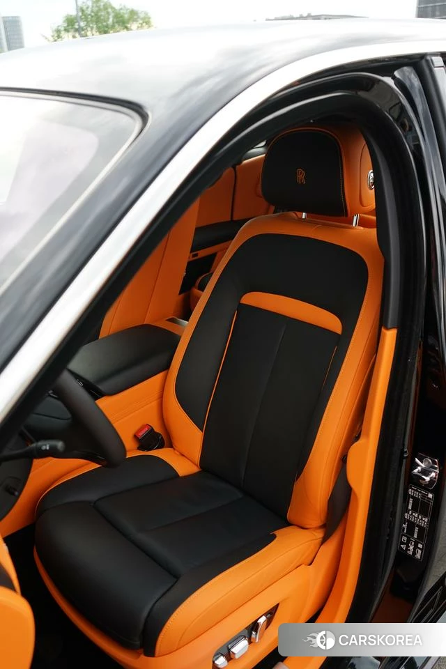 Rolls-Royce Gust 2023 Черный из Китая, фото 2
