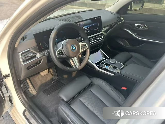 BMW i3 2022 Белый из Китая, фото 2