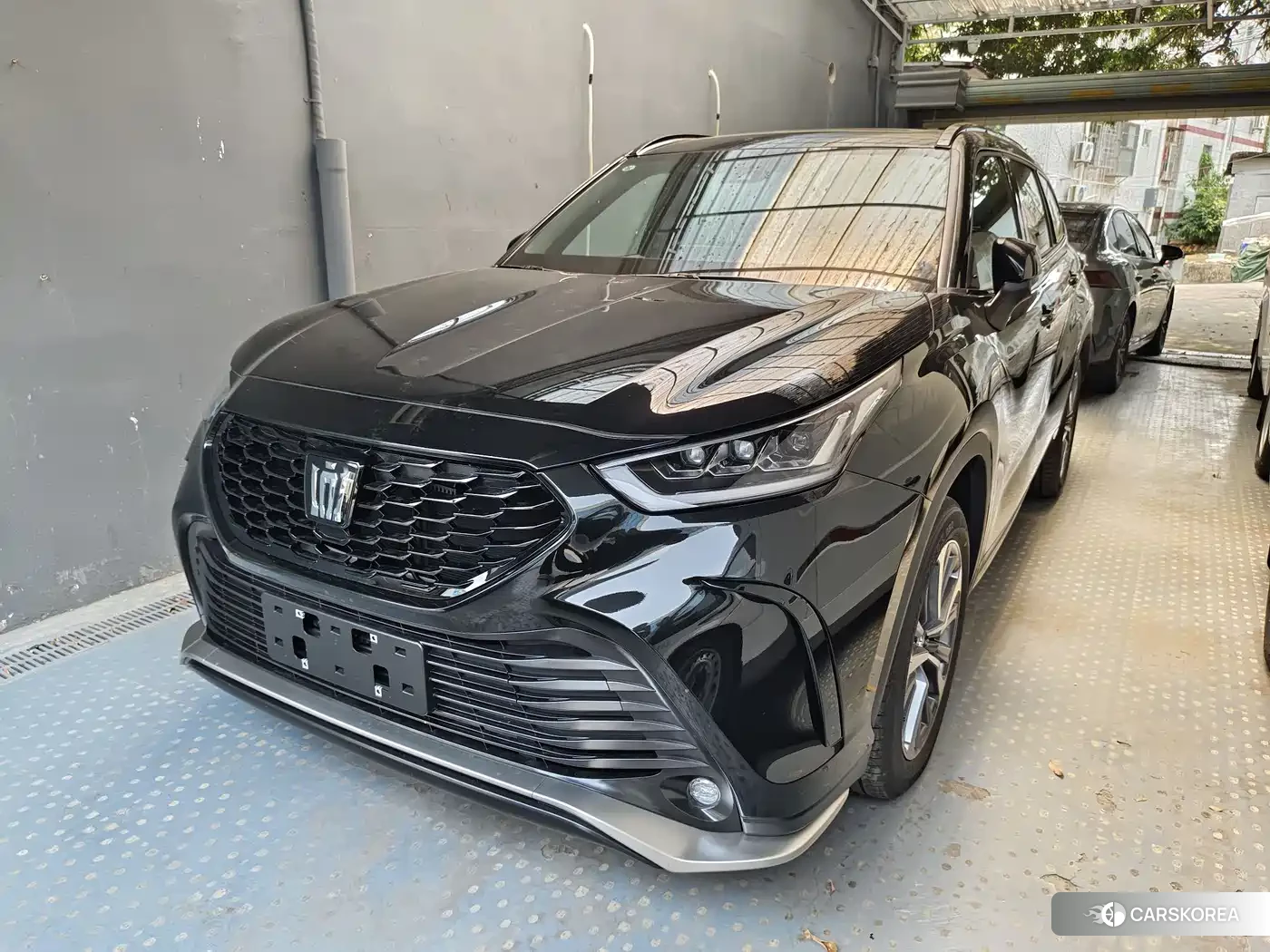 Toyota Crown Lufang 2026 Черный из Китая, фото 2