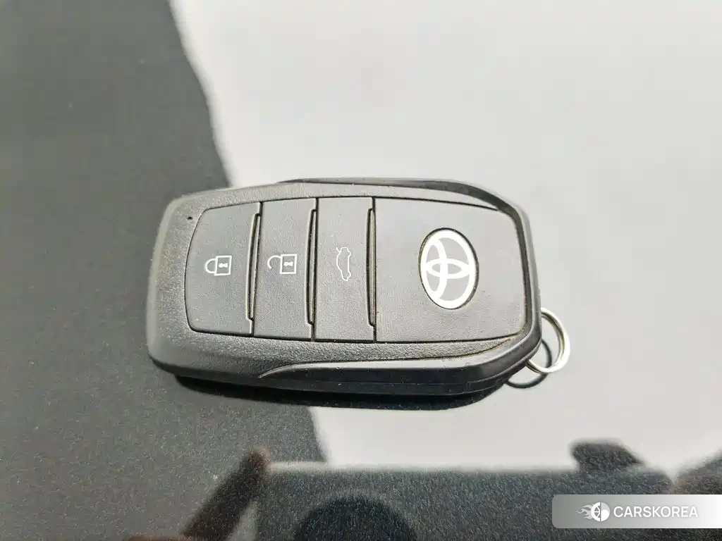 Toyota Camry id 4629029 из Китая 12