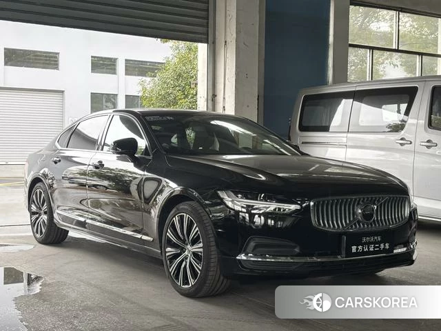 Volvo S90 2025 Черный из Китая, фото 4