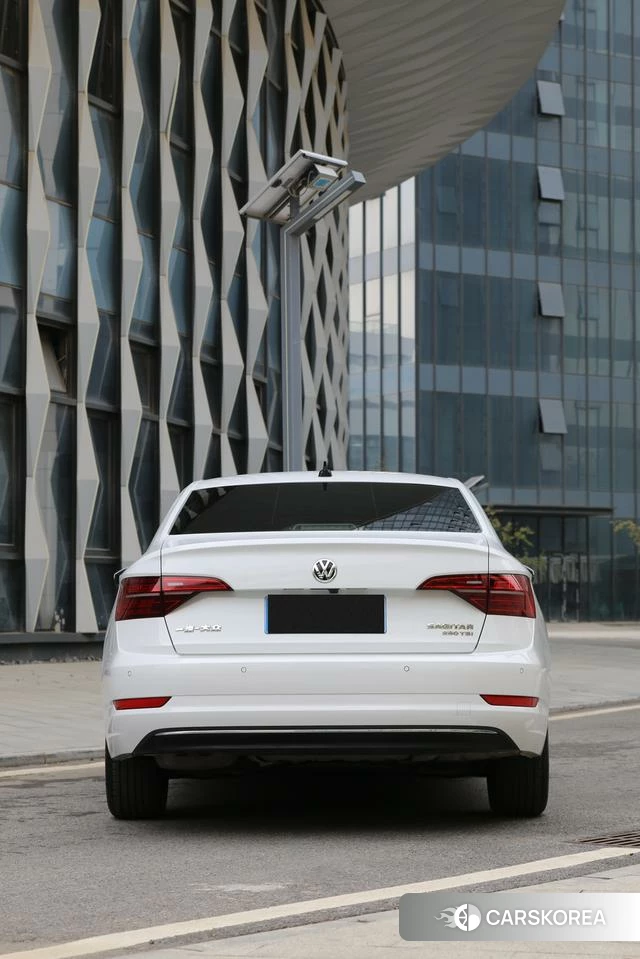 Volkswagen Sagitar 2022 Белый из Китая, фото 2