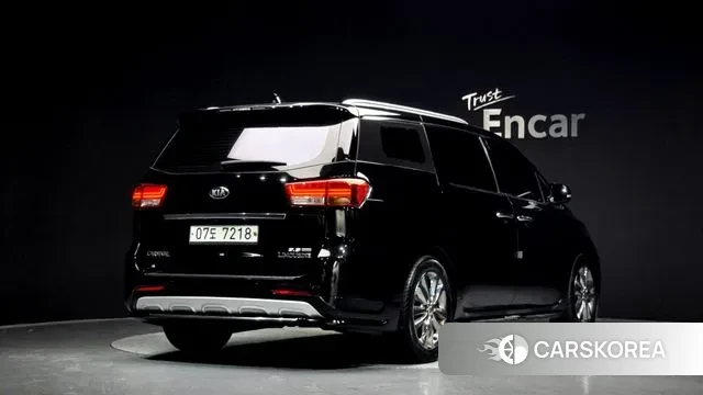 Kia All New Carnival id 3617374 из Кореи 12