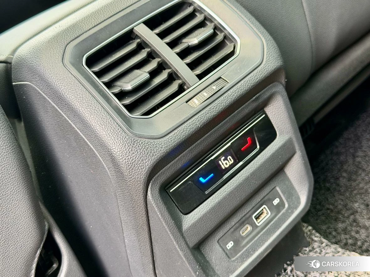 Volkswagen Tiguan L id 4440665 из Китая 10