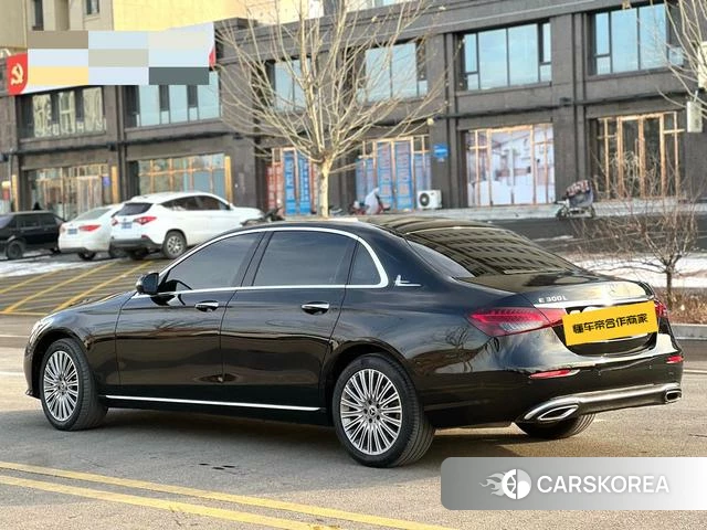 Mercedes-Benz E-class 2023 Черный из Китая, фото 2