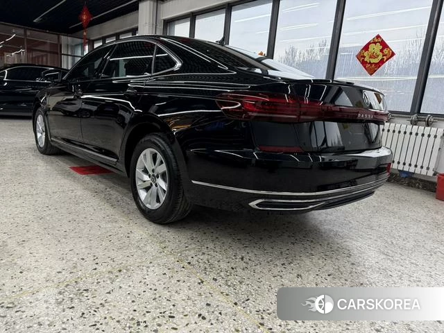 Volkswagen Passat 2023 Черный из Китая, фото 3