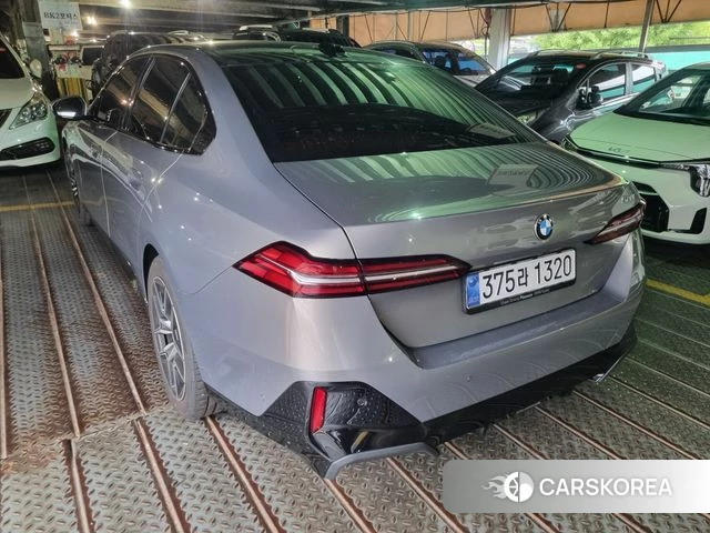 BMW 5 Series (G60) id 4546725 из Кореи 12