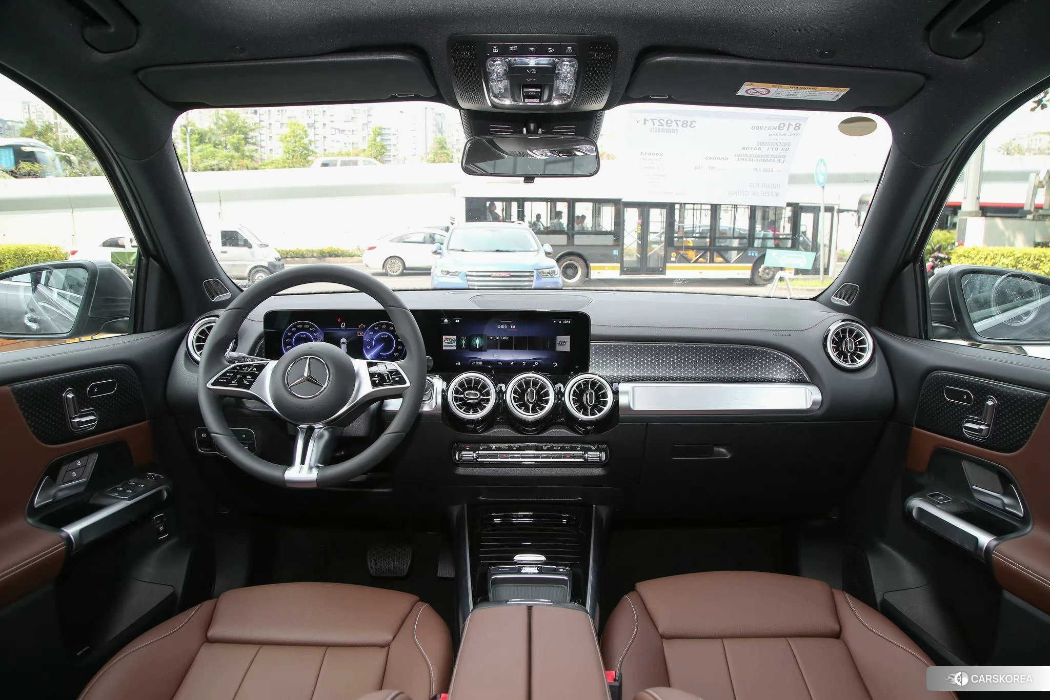 Mercedes-Benz EQB 2024 Белый из Китая, фото 4