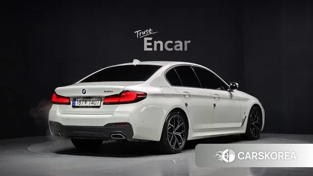 BMW 5 Series (G30) id 3675937 из Кореи 12