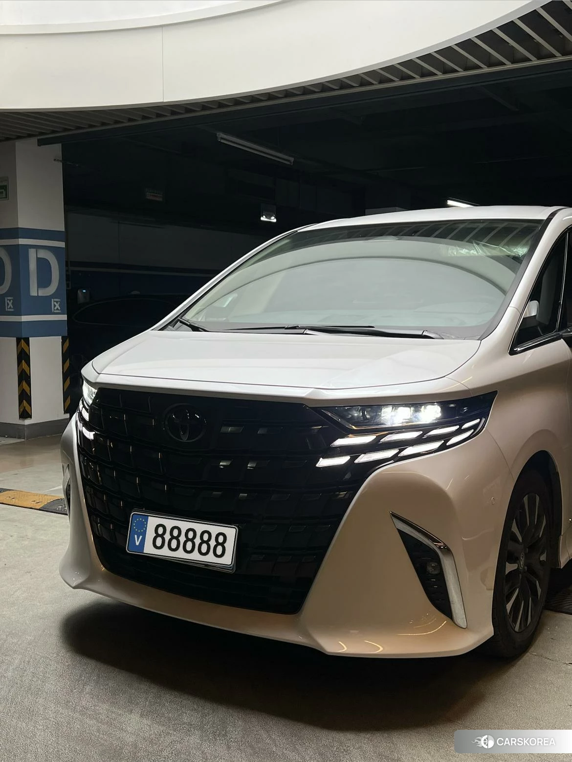 Toyota Wilfa id 4419161 из Китая 12