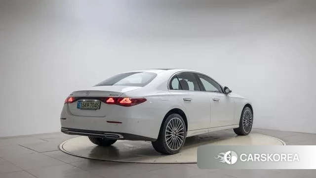 Mercedes-Benz E-Class W214 id 2988708 из Кореи 12