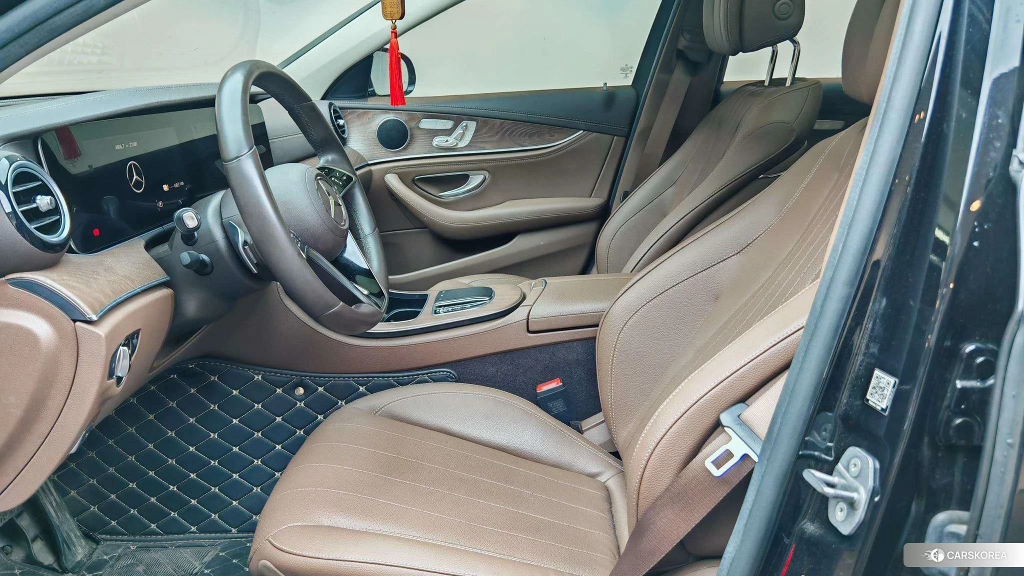 Mercedes-Benz E-class PHEV id 4473822 из Китая 11