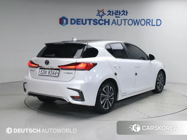 Lexus CT200h id 4626412 из Кореи 12